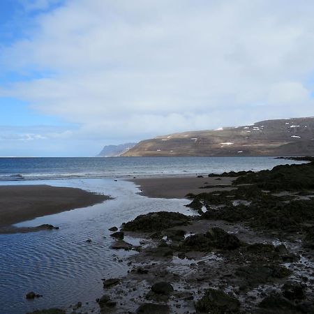 Stekkar 23 Apartment Patreksfjordur Bagian luar foto